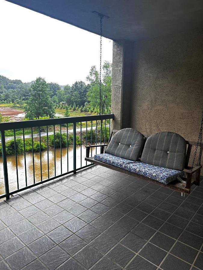 River Place Condos Riverside #309 1Bd Pigeon Forge Exterior photo